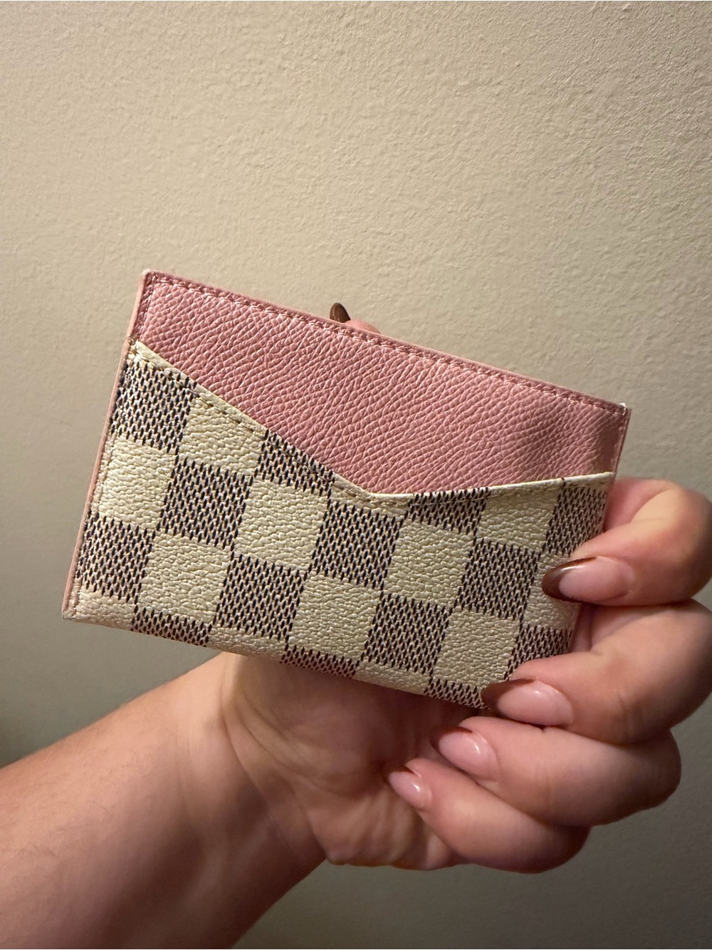 Pink and Cream Checkered Card Holder